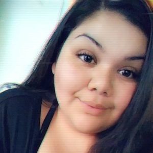 Meet your Posher, Felicia